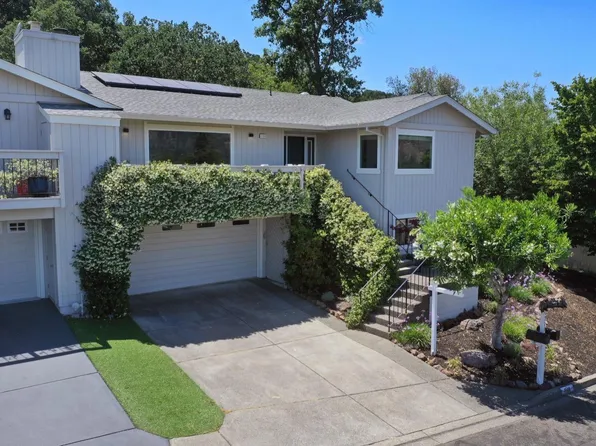 7166 Overlook Drive, Santa Rosa, CA 95409