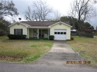 2605 Dowling St, Orange, TX 77630