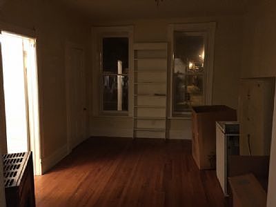 1st image of 1015 W Wellington Ave APT 2