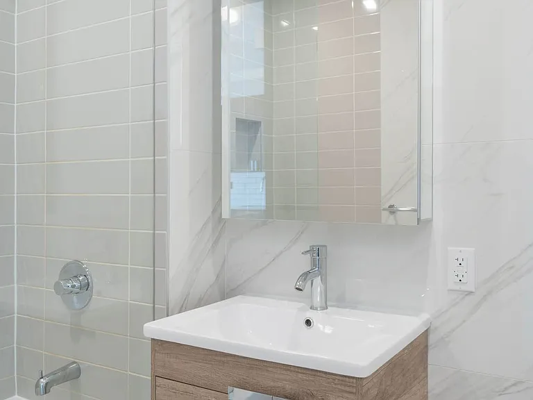 82 4th Ave #6C — Photo 8