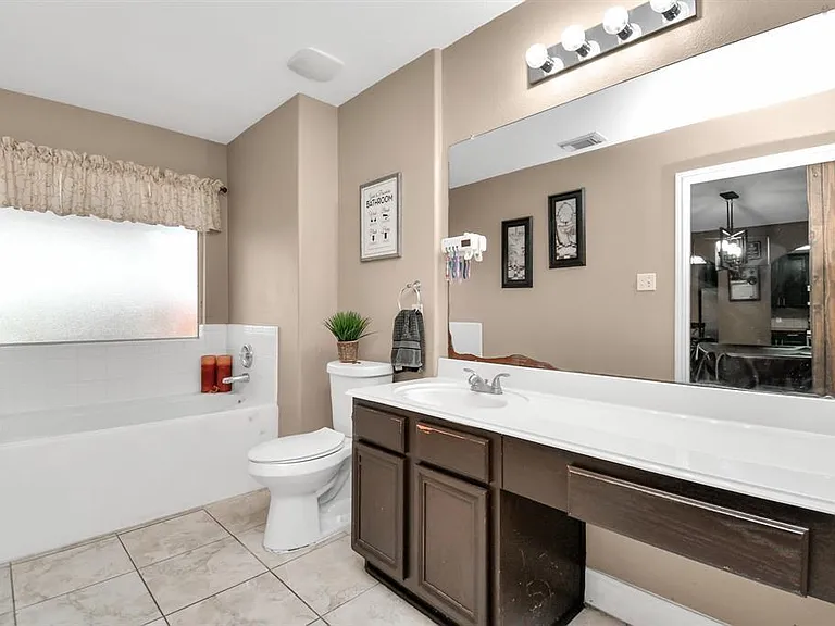 1215 Lavender Shade Ct — Photo 11