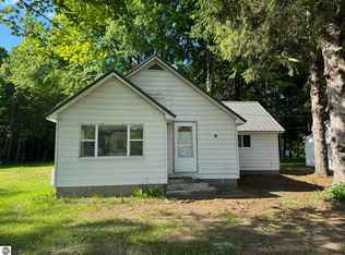 8854 E Pickard Rd, Mount Pleasant, MI 48858