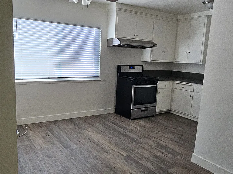 1501 Pearl St #3 — Photo 5
