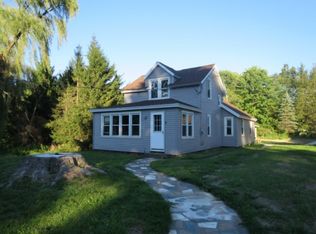 8 City View Blvd, Westfield, MA 01085