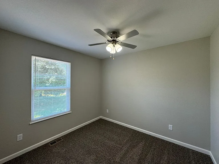 108 Anna Marie Dr — Photo 11