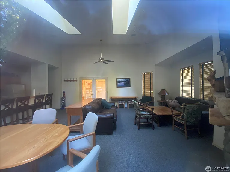 25235 SE Klahanie Blvd #J102 — Photo 20