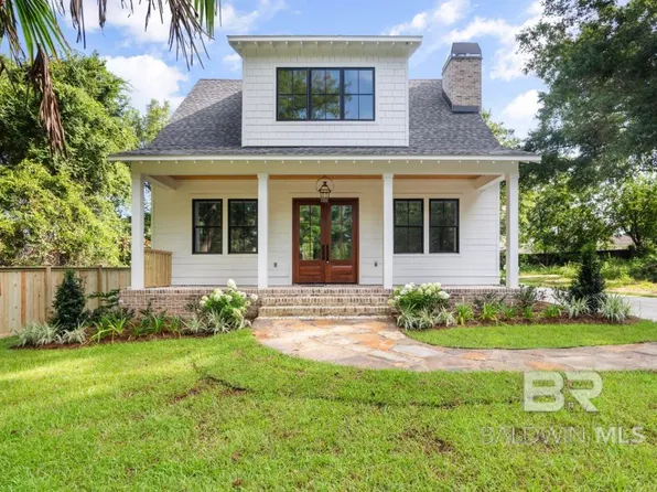 411 Miller Ave, Fairhope, AL 36532
