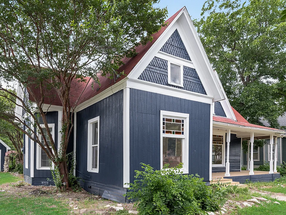 309 Poplar St
