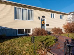 11 Gordon Street, Gander, NL A1V1Z8