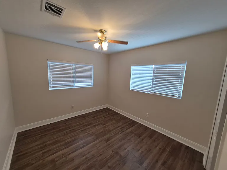 12634 Carriage Blvd — Photo 29