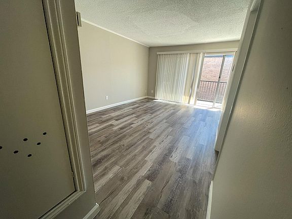 4th image of 3262 Branard St APT 8
