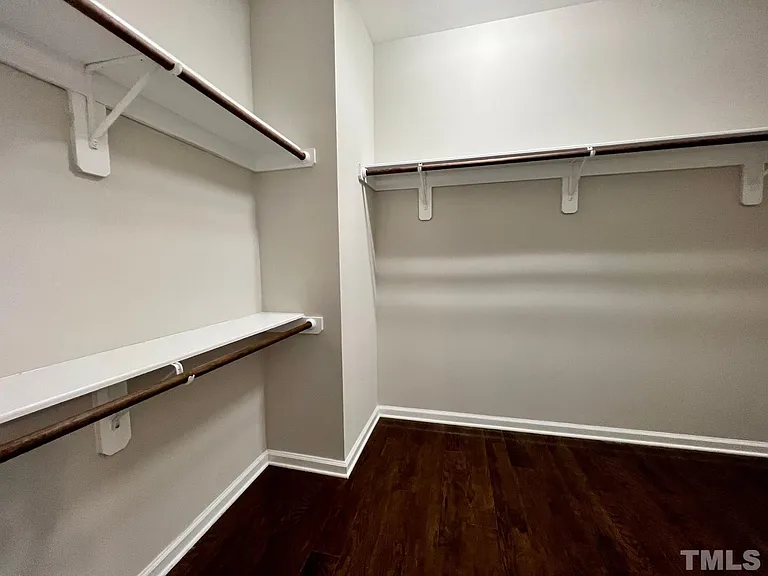 416 Daylin Dr — Photo 31
