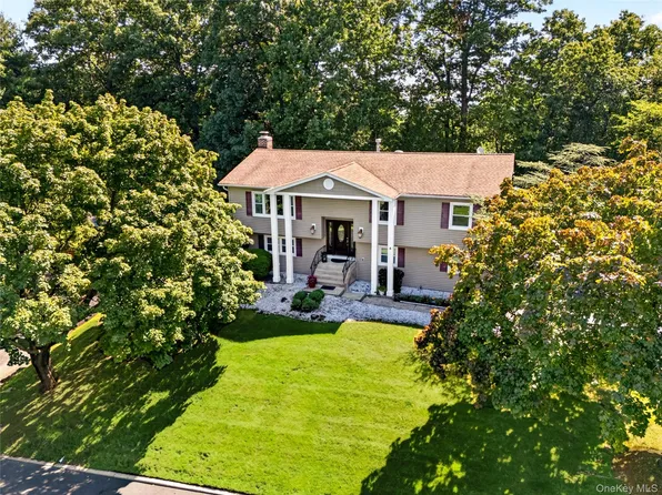 4 Rockridge Drive, Thiells, NY 10984
