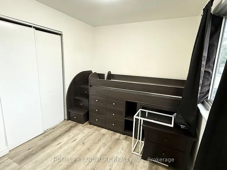 81 United Sq #MAIN FLOOR — Photo 11