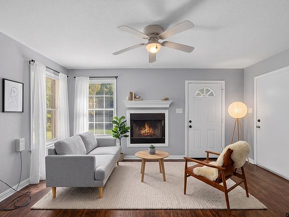 3rd image of 7108 Timber View Dr