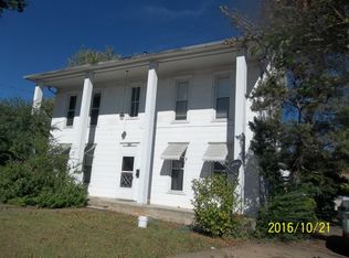 1104 W Main St, Clarksville, AR 72830