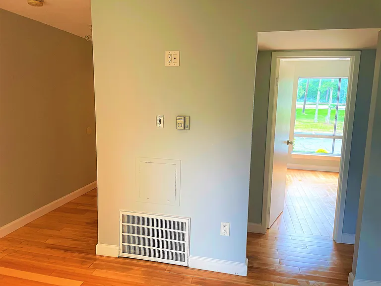 8405 Greenbelt Rd #101 — Photo 14