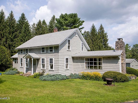3rd image of 138 Hillsdale Rd