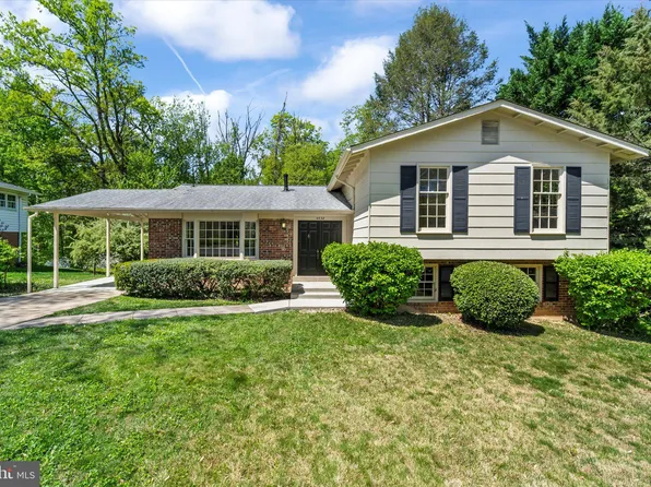 4632 Tara Dr, Fairfax, VA 22032