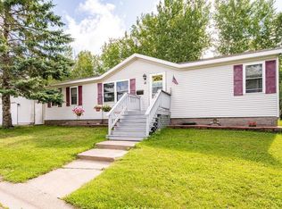 18 Redwood Dr, Duluth, MN 55810