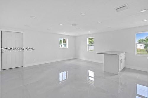 5th image of 655 SW 5th St