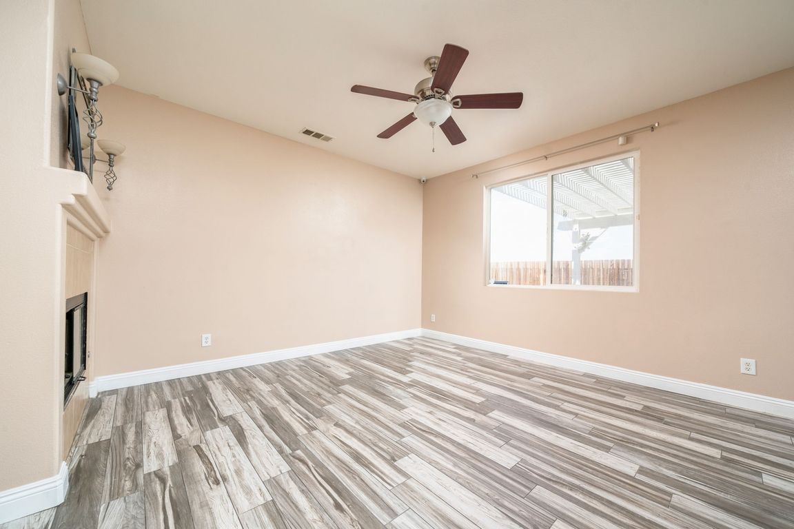 next background image