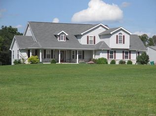 31 Appleton Ln, Troy, MO 63379