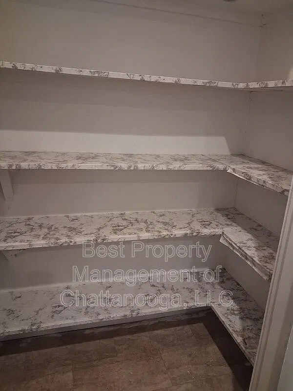 3 bed, 2.0 bath, 1680 sqft, $1,950 — Photo 4