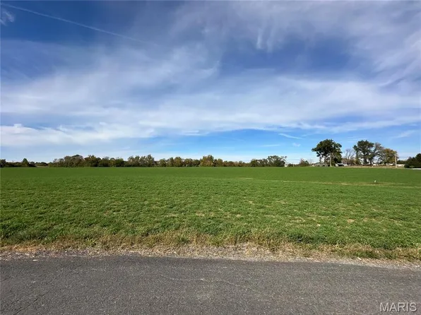 0 Bangert Dr, Edwardsville, IL 62025
