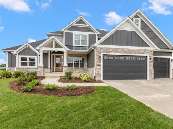 9930 Dunegrass Way, Saint John, IN 46373