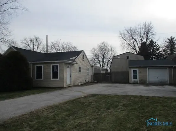 1631 Sarasota Dr, Toledo, OH 43612