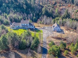 42 Pearson Ln, New Boston, NH 03070