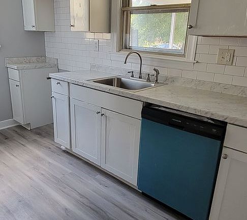 2nd image of 3816 North Ave