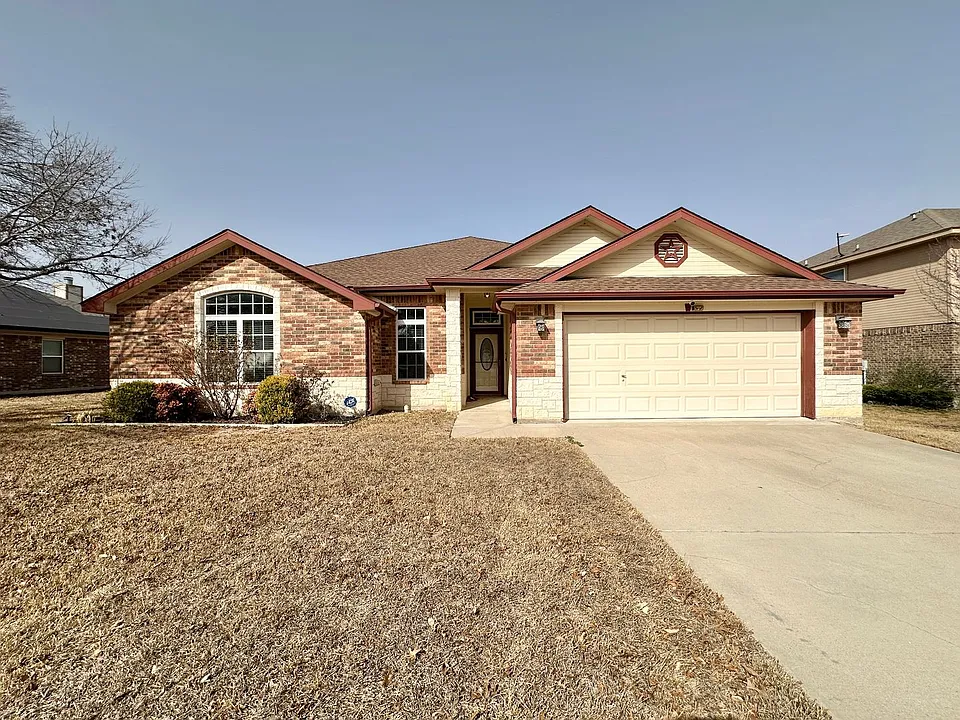 1606 Walker Place Blvd