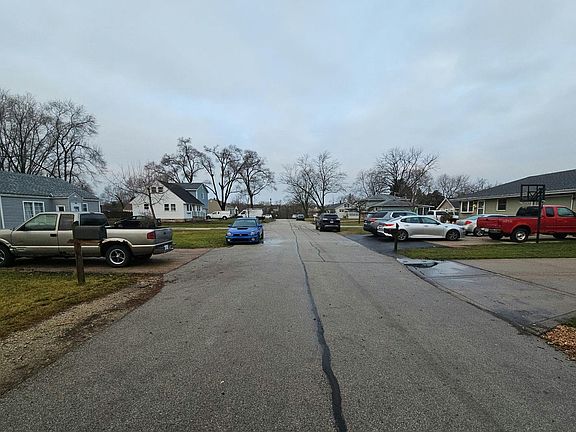 4th image of 491 Crystal Ave