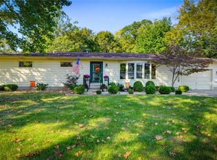 2735 Burgener Dr, Decatur, IL 62521