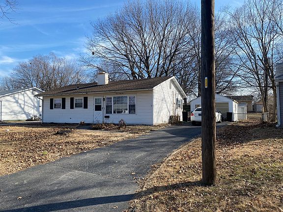3rd image of 1464 Williams St