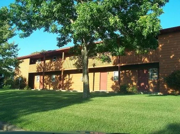 2416 Fryklund Dr APT 7, Menomonie, WI 54751