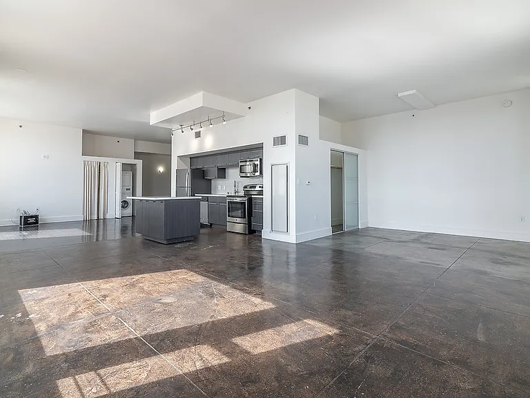 Pacific Electric Lofts — Photo 15
