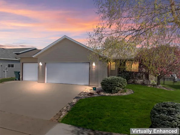 4445 Manor Dr NW, Rochester, MN 55901