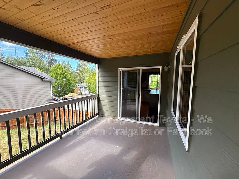 418 Jeff St — Photo 22