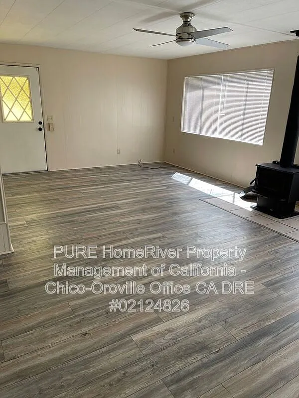 2 bed, 2.0 bath, 1200 sqft, $1,550 — Photo 4
