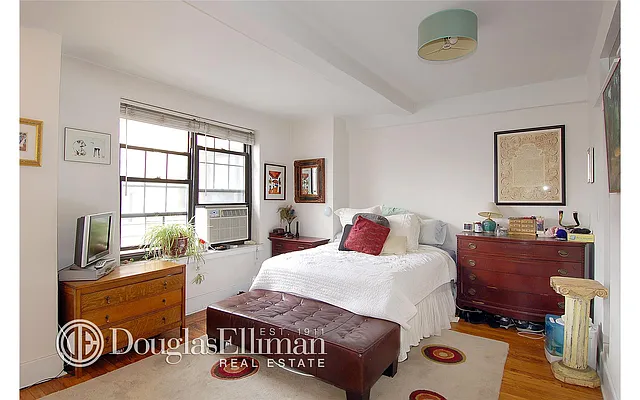 Rented by Douglas Elliman | media 3