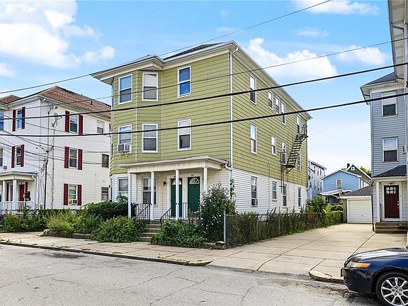 3rd image of 28-30 Knight St