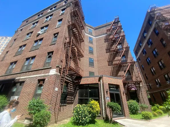 140-30 Sanford Ave #5A, Flushing, NY 11355
