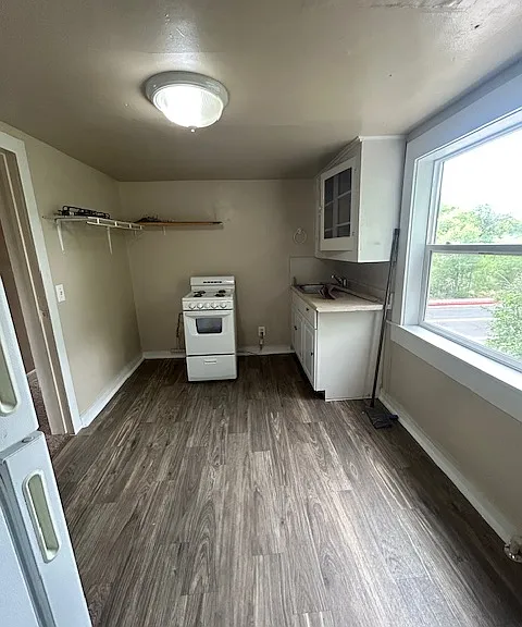505 S San Francisco St #2 — Photo 3
