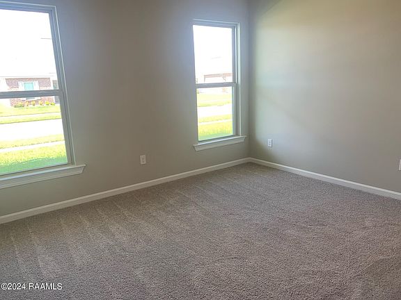 3rd image of 3315 Autumn Park Dr
