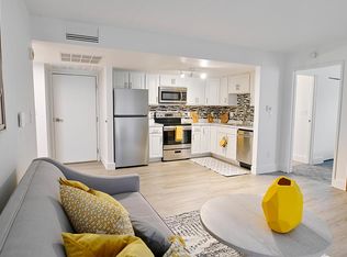 7300 W Dean Rd #269E, Milwaukee, WI 53223