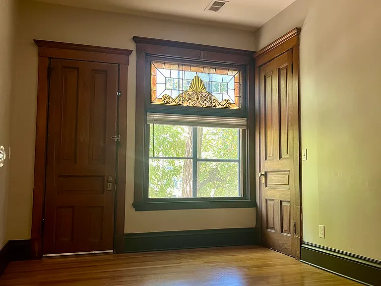 1609 Elliot Ave #2 — Photo 4
