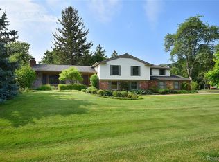 1749 Timson Ln, Bloomfield Hills, MI